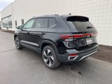 New 2025 Volkswagen Taos SE image 3