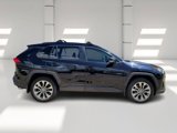 Used 2019 Toyota RAV4 XLE Premium image 4