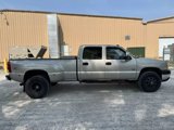 Used 2004 Chevrolet Silverado 3500 4x4 Crew Cab w/ Heavy-Duty Power Package image 4