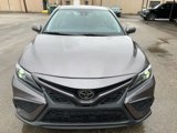 Used 2022 Toyota Camry SE image 2