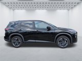 Used 2024 Nissan Rogue SV image 3