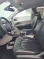 Used 2020 Chrysler Pacifica Touring-L image 4