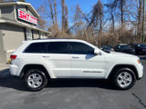 Used 2017 Jeep Grand Cherokee Laredo w/ Quick Order Package 2BE image 5