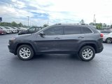 Used 2017 Jeep Cherokee Latitude w/ Comfort/Convenience Group image 3