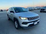Used 2025 Jeep Compass Sport image 4