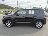 Used 2023 Jeep Renegade Latitude image 2