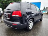 Used 2013 Kia Sorento LX image 5