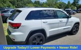Used 2019 Jeep Grand Cherokee Laredo image 4