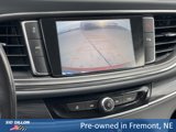 Used 2018 Buick Enclave Essence image 3