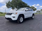 Used 2017 Jeep Grand Cherokee Laredo w/ Quick Order Package 23E image 3