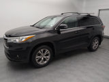 Used 2016 Toyota Highlander LE image 2