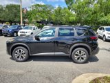 Used 2023 Nissan Rogue SV image 3