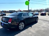 Used 2018 Chrysler 300 Limited image 6