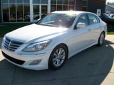 Used 2012 Hyundai Genesis 3.8 image 2