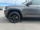Used 2022 Jeep Grand Cherokee L Laredo image 2