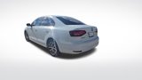 Used 2018 Volkswagen Jetta SE image 3