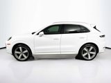 Certified 2024 Porsche Cayenne image 2
