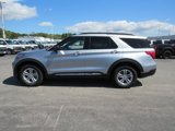 Used 2020 Ford Explorer XLT w/ Equipment Group 202A image 2