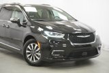Certified 2021 Chrysler Pacifica Limited image 3