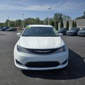 Used 2017 Chrysler Pacifica Touring-L w/ Tire & Wheel Group image 3