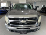Used 2009 Chevrolet Silverado 2500 LT w/ Exterior Plus Package image 2