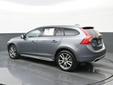 Used 2016 Volvo V60 T5 Cross Country image 5