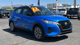 Used 2022 Nissan Kicks SV image 3