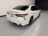 Used 2018 Toyota Camry XSE image 4