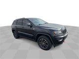 Used 2017 Jeep Grand Cherokee Trailhawk w/ Trailhawk Luxury Group image 2