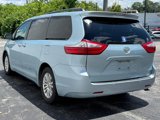 Used 2015 Toyota Sienna image 4