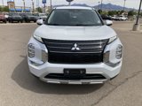 Used 2023 Mitsubishi Outlander SE image 2