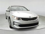 Used 2016 Kia Optima EX w/ Premium Package image 2