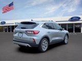 Used 2021 Ford Escape Titanium image 3