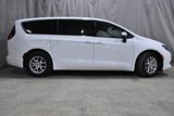 Used 2022 Chrysler Voyager LX image 2