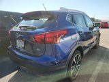 Used 2017 Nissan Rogue Sport SL image 2