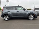 Certified 2022 Kia Soul LX w/ Technology Package image 2