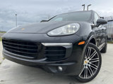 Used 2017 Porsche Cayenne Platinum Edition image 2