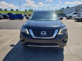Used 2020 Nissan Pathfinder Platinum image 2