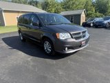 Used 2019 Dodge Grand Caravan SXT image 3