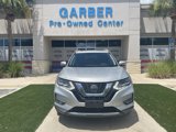 Used 2018 Nissan Rogue SL image 2