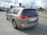 Used 2018 Chrysler Pacifica Limited w/ Advanced Safetytec Group image 3
