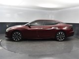 Used 2018 Nissan Maxima SR image 2