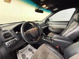 Used 2017 Ford Explorer XLT w/ Equipment Group 202A image 6