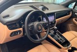 Certified 2024 Porsche Macan image 3