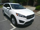 Used 2017 Kia Sorento LX w/ LX Convenience Package image 2