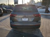 Certified 2022 Volkswagen Tiguan SE w/ Panoramic Sunroof Package image 5