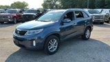 Used 2015 Kia Sorento LX image 2