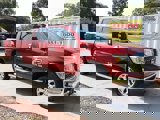 Used 2017 Nissan Titan SV image 3