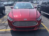 Used 2015 Ford Fusion SE image 2