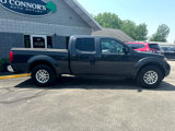 Used 2015 Nissan Frontier SV image 2